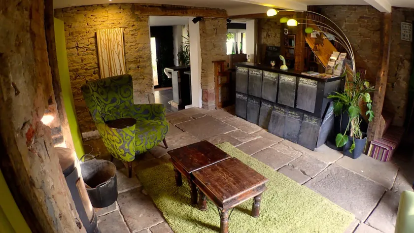 The Lodge Rooms - Lobby