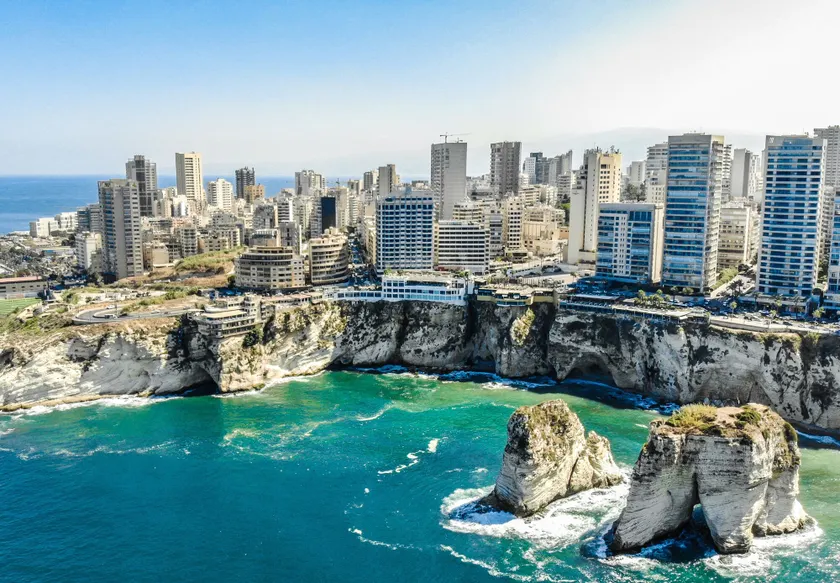 Raouche Arjaan by Rotana - Image 1