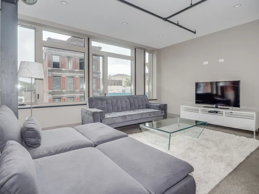 Deedee's Apartments - Lofts at Grove - Image 1