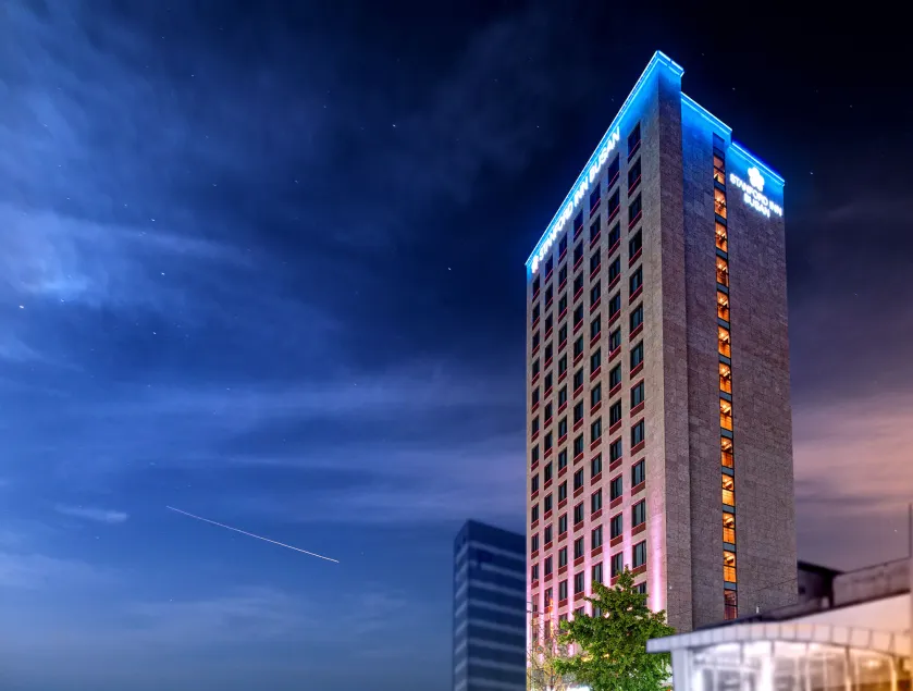 Stanford Hotel Busan - Image 1