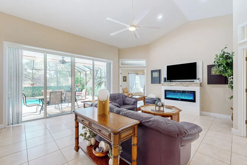Golfer's Oasis w/ Pool in Black Diamond Ranch! - Image 1