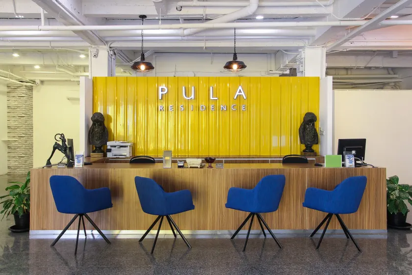 Pula Silom - Image 1