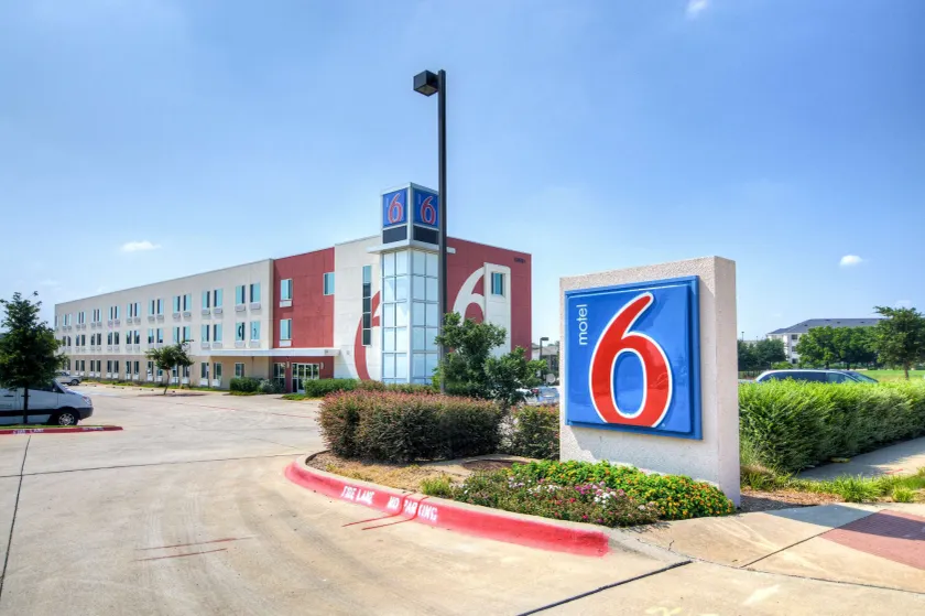 Motel 6-Roanoke, TX - Northlake - Speedway - Image 1