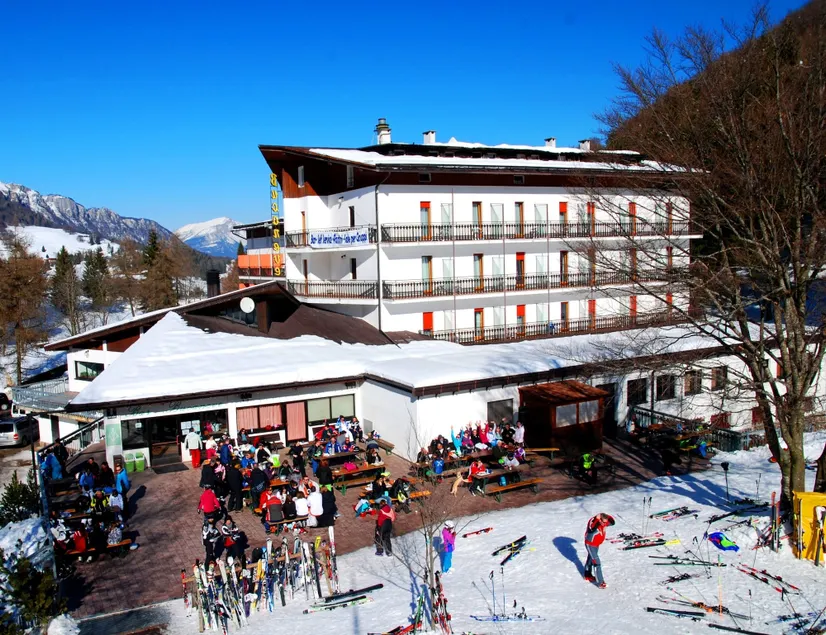 Hotel Bucaneve - Image 1