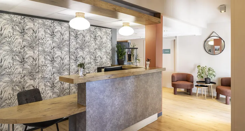Sure Hotel by Best Western Nimes Est - Image 1