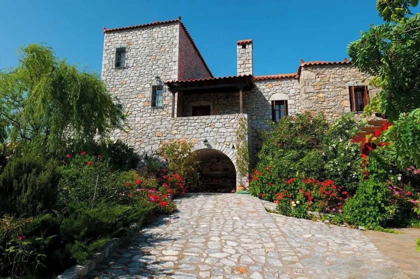 Elise Cottage, Your Heavenly Paradise in Mani - Image 1
