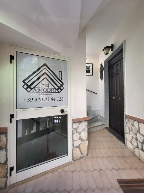 Amodio Apartments - Entréinterör