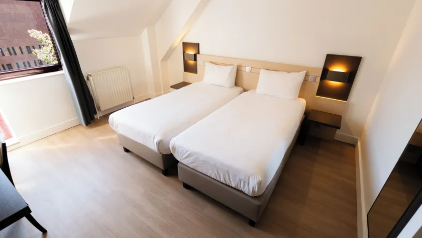 B&B HOTEL Mons Centre - Image 1