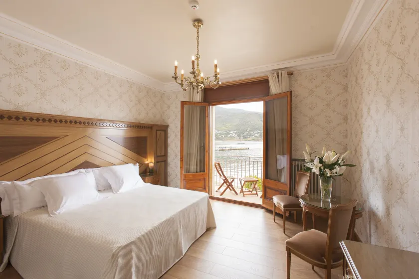 Hotel Boutique Mar d'Amunt - Image 1