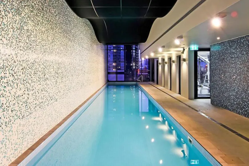 Southbank Apartment with Skyline View: 5-Min Walk to CROWN Casino - Image 1