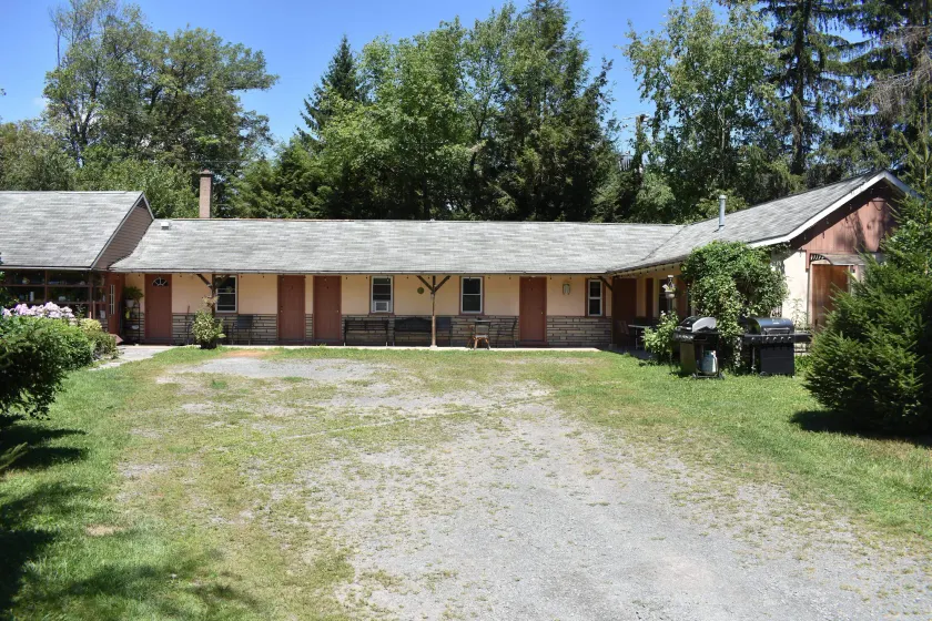 PL Motel - Image 1