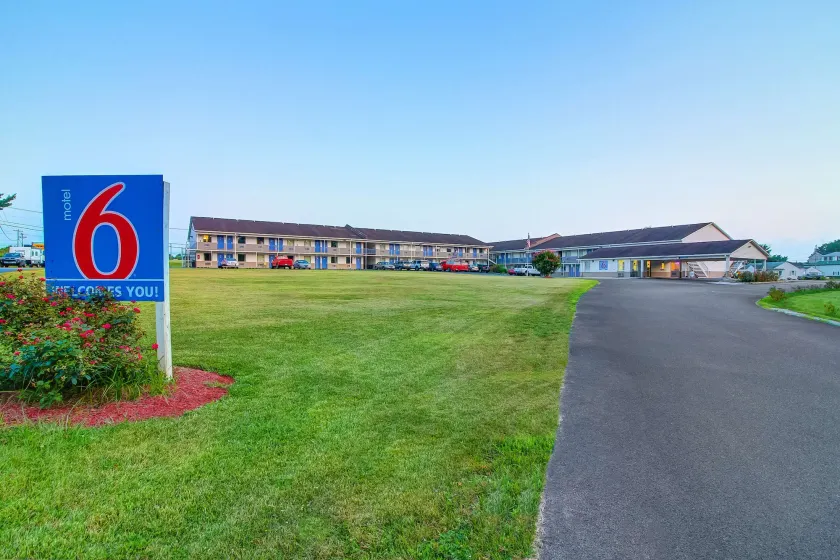 Motel 6-Charles Town, WV - Image 1