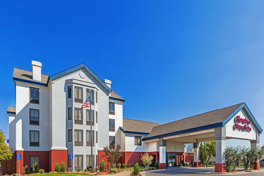 Hampton Inn & Suites Tulsa-Woodland Hills 71st-Memorial - Image 1