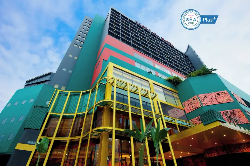 Tongtara Riverview Hotel - Image 1