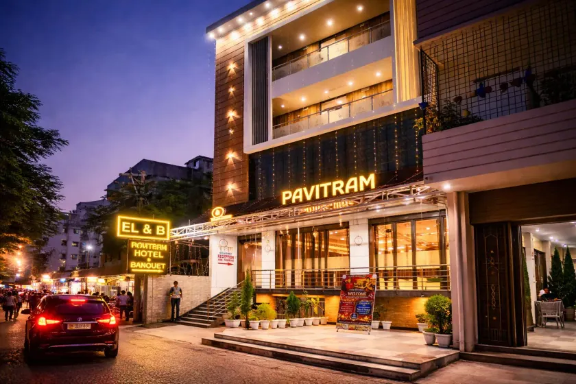 Pavitram Hotel & Banquet - Image 1
