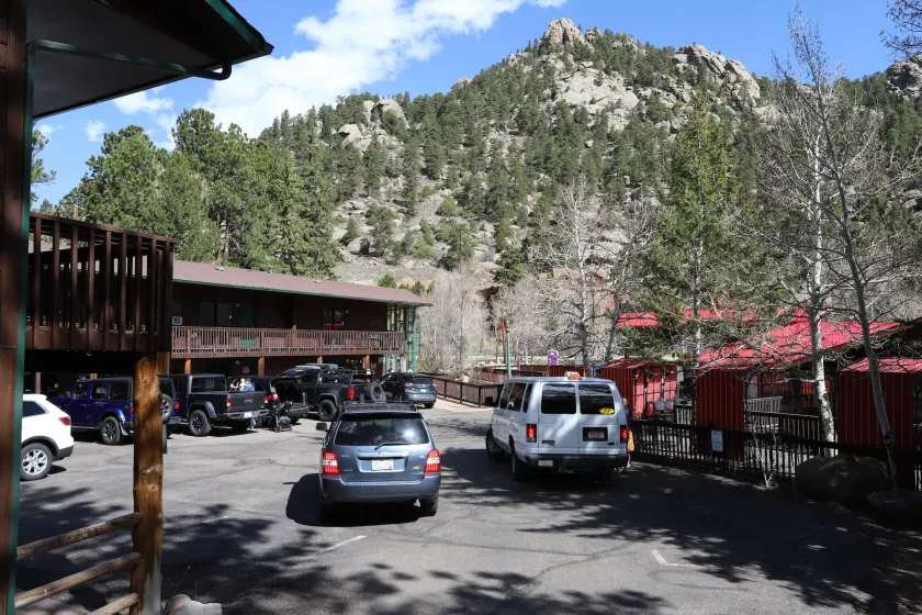 Nicky's Resort - Image 1