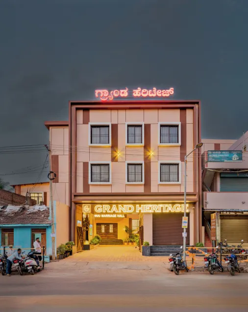 Hotel Grand Heritage Badami - Image 1