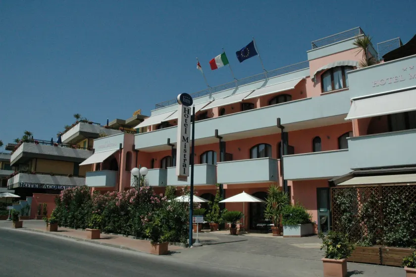 Hotel Mistral - Image 1