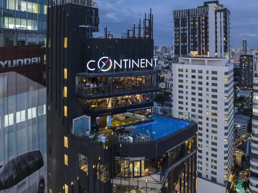 Montraj Continent Sukhumvit Bangkok - Image 1