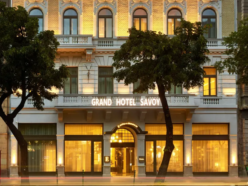EST Grand Hotel Savoy - Image 1