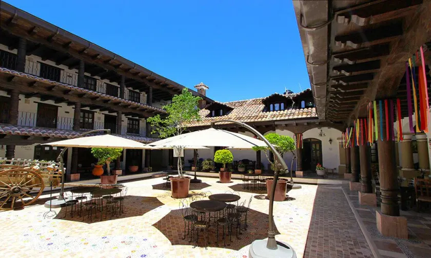 Hotel Plaza San Cristóbal - Image 1
