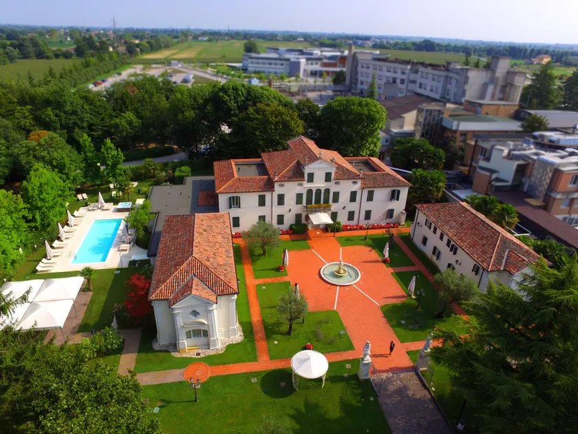 Park Hotel Villa Fiorita - Image 1