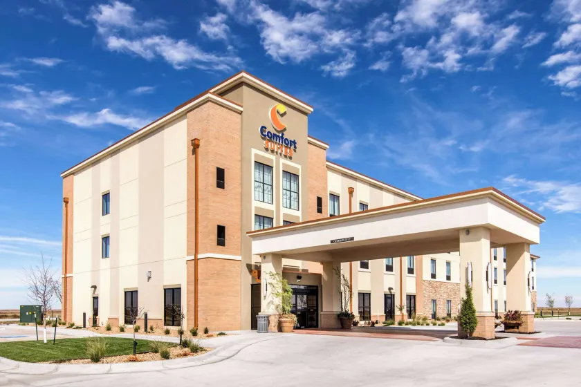 Comfort Suites Liberal North - Image 1