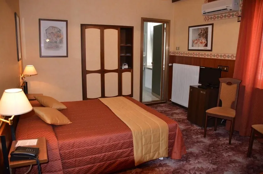 Hotel Milano - Image 1