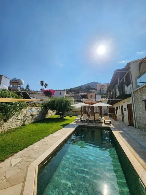 Charalambos Holiday Cottage - Image 1
