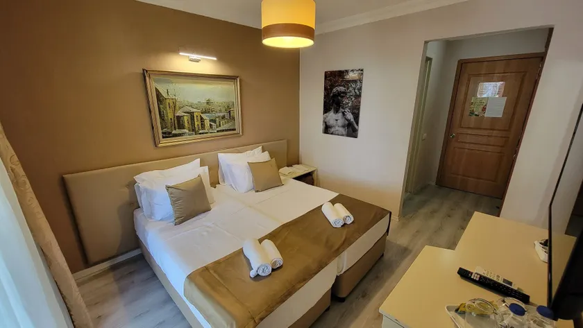 Güneş Otel - Image 1
