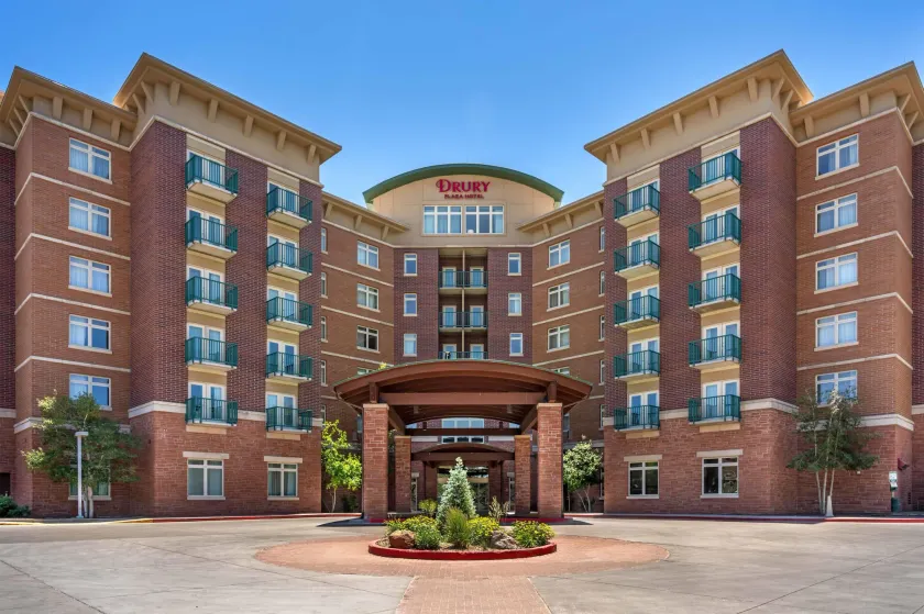Drury Plaza Hotel Flagstaff - Image 1