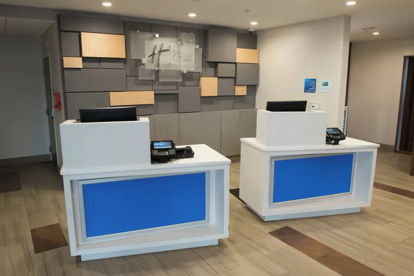 Holiday Inn Express Hotel & Suites East Lansing by IHG - Image 1