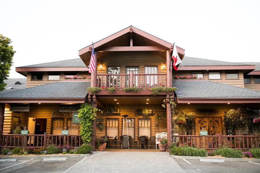 Cambria Pines Lodge - Image 1