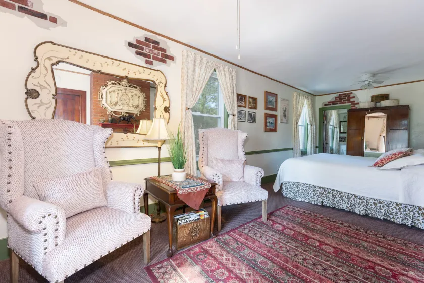 Saratoga Farmstead B&B - Image 1
