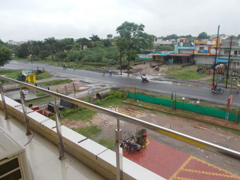 Hotel Rajvansh - Image 1