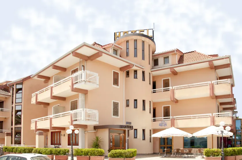 Aerhotel Phelipe - Image 1