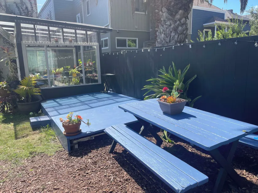 B-Love's Guest House - Image 1