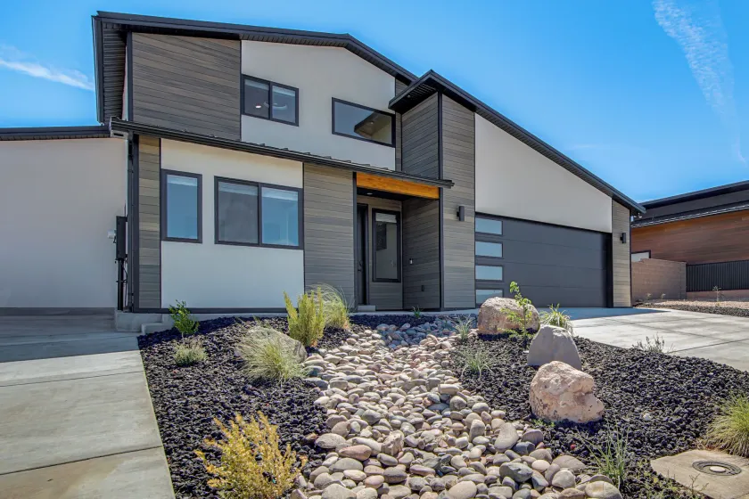 Game Room & Stunning Mtn Views! Cedar City Home - Image 1