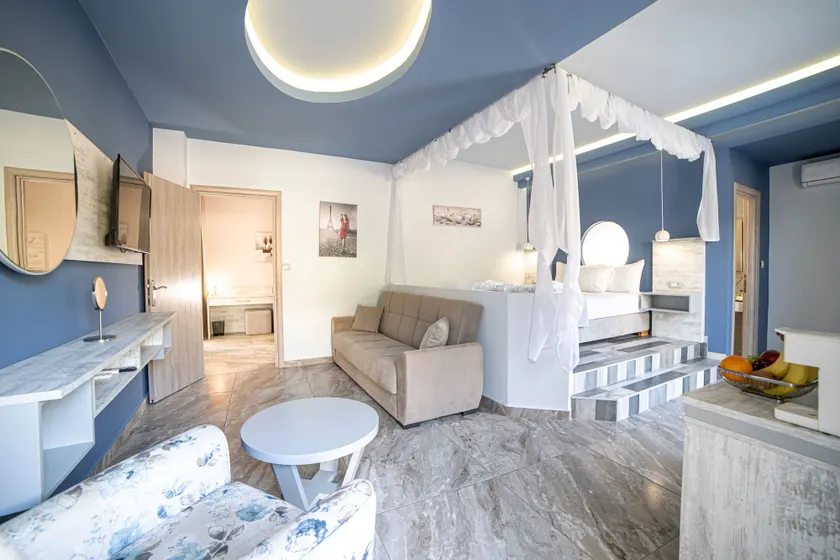 Villa Nickolas - Image 1