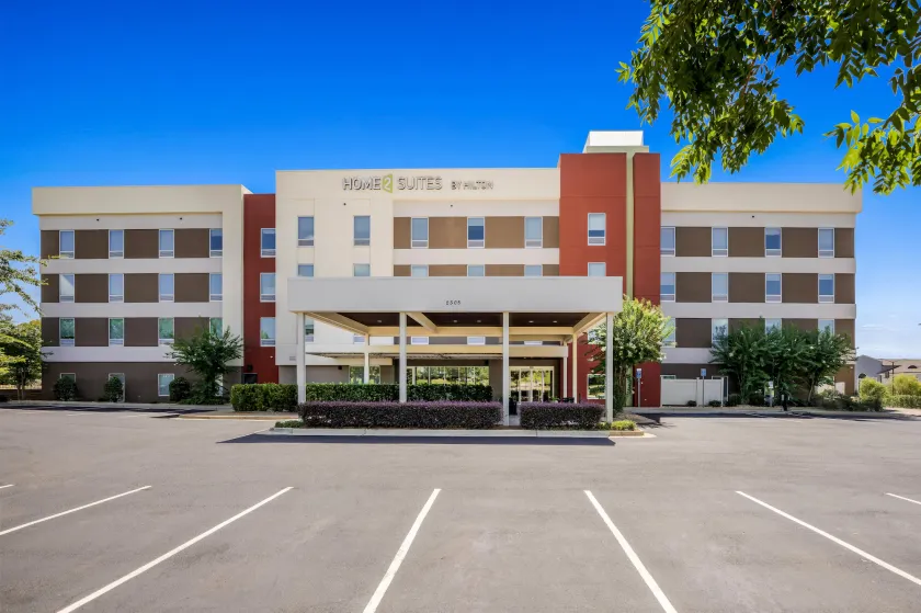 Home2 Suites by Hilton Prattville - Image 1
