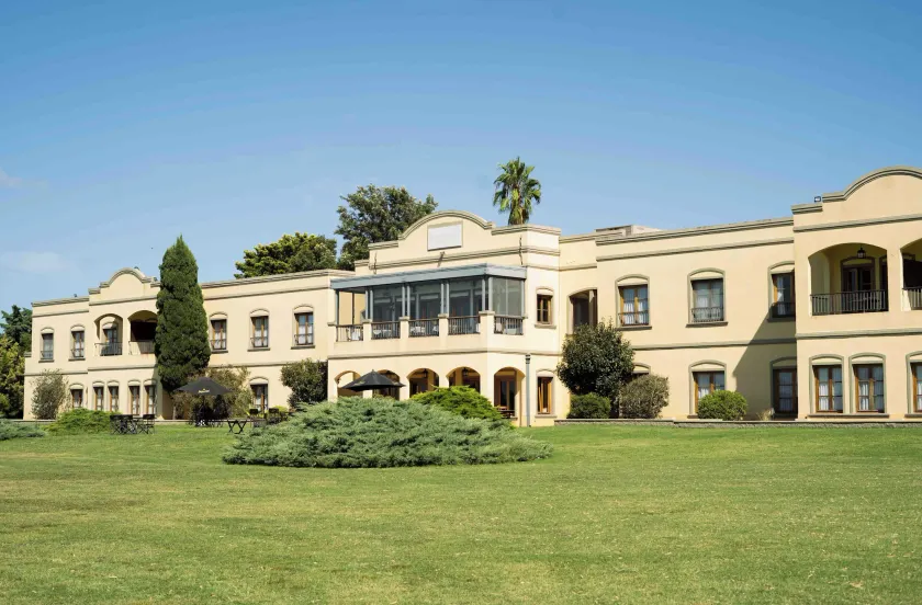 Wyndham Garden Luján - Image 1
