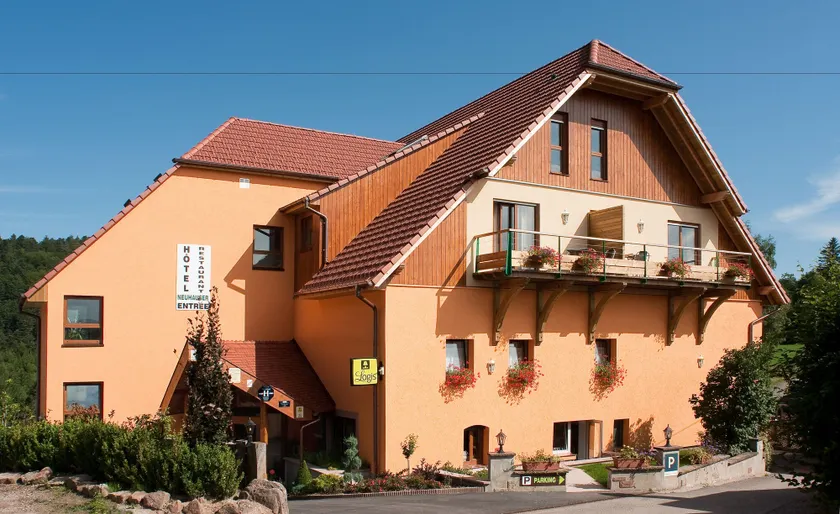 Hotel Neuhauser - Image 1