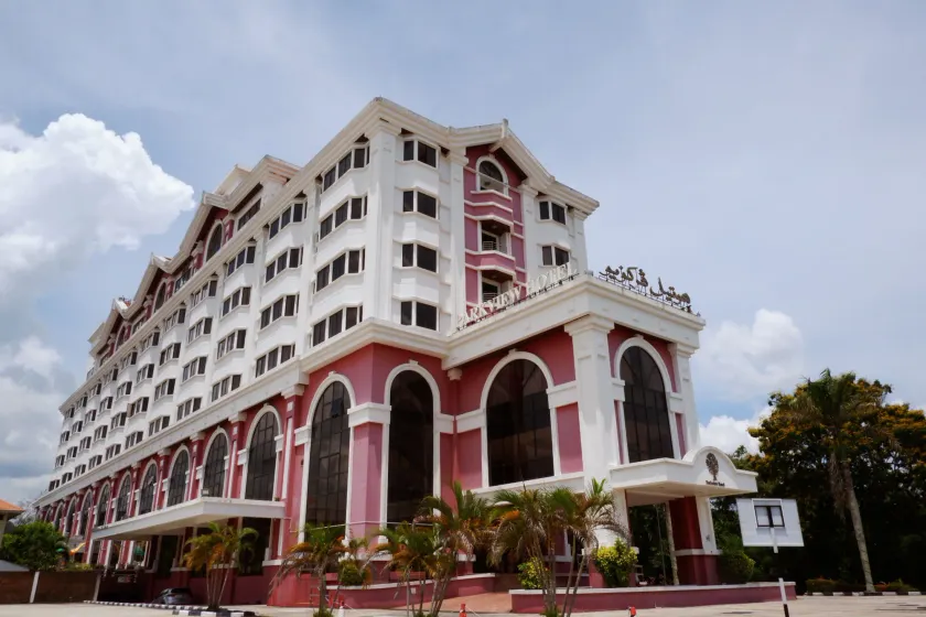 Parkview Hotel - Image 1