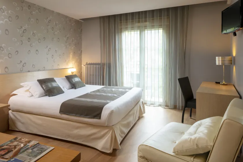 Hotel La Chaumière - Image 1