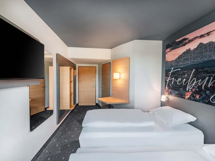 B&B Hotel Freiburg-Süd - Image 1