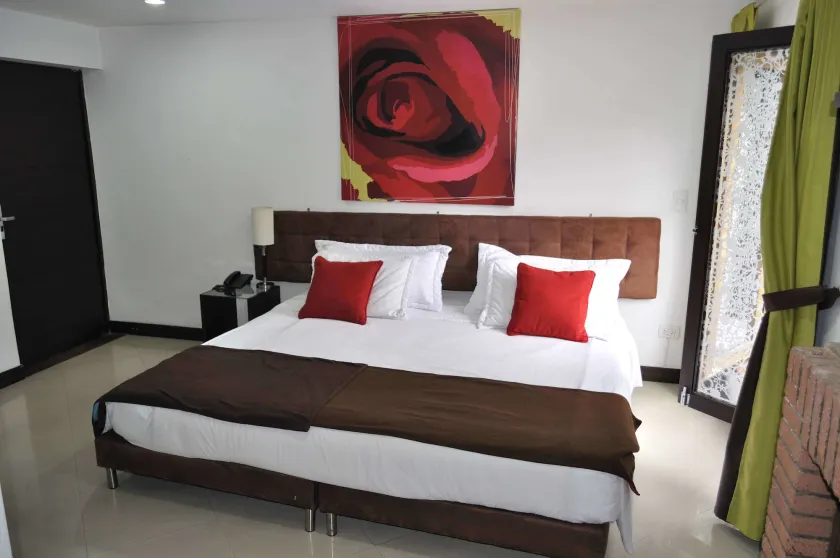 Hotel Boutique las Rosas 5 G - Image 1