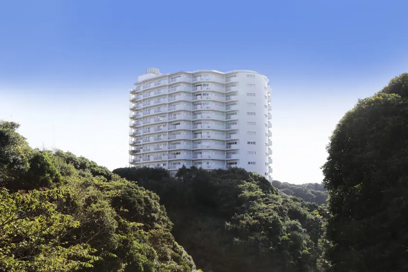 Katsuura Hilltop Hotel & Residence - Image 1