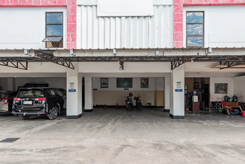Dancenter Ilir Barar I Near Rumah Sakit Islam Siti Khadijah Formerly Maleo Hotel - Image 1