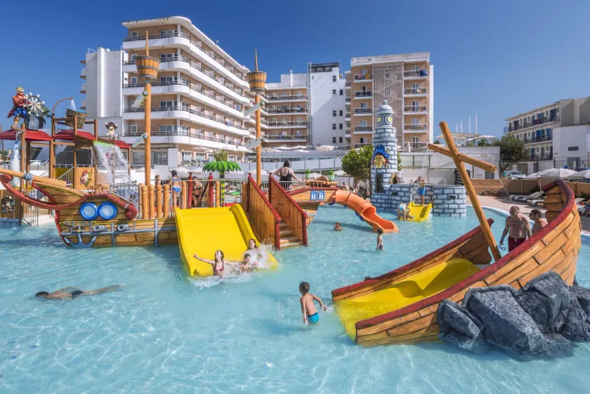 Hotel Sorra Daurada Splash - Image 1