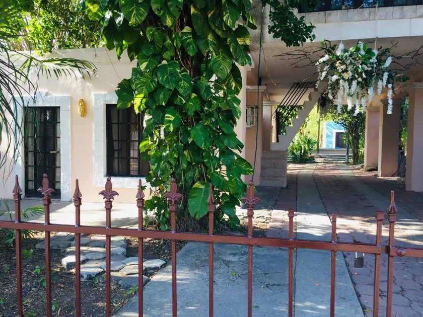 Hostal y Camping Villa Mercedes - Image 1